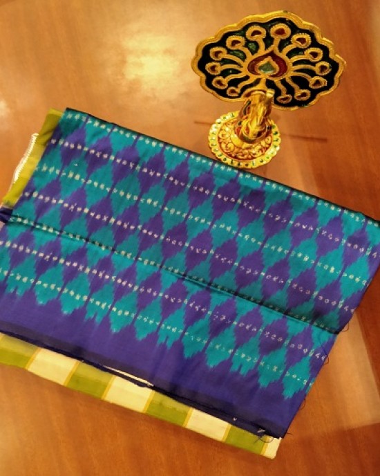 POCHAMPALLY PATTU SAREE